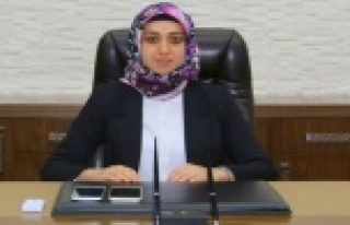 Komşunun bayan kaymakamı göreve başladı