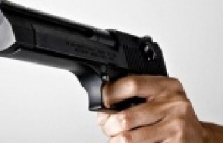 Polislere ateş açan 4 kişi tutuklandı