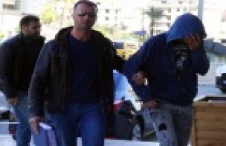 'Bahşiş kutusu' hırsızlarına suçüstü