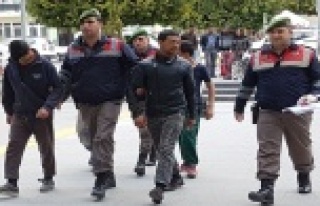 Demir ve bozuk para hırsızları yakalandı