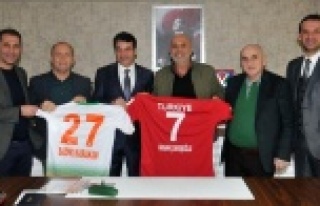 Hokey Federasyonu’ndan Çavuşoğlu’na ziyaret