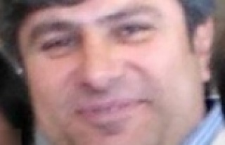 Polis evinde intihar etti