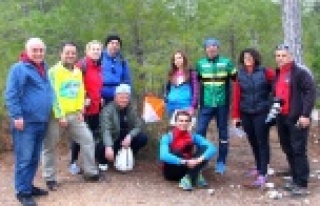 Spor tutkunları Alanya'da yürüdü