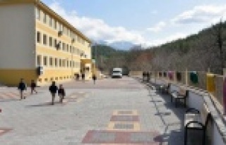 Yücel'in eğitim yatırımı dudak uçuklattı