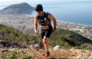 Alanya'dan Torosların zirvesine koştular