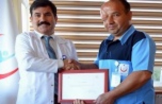 Ayın elemanı ödülünü aldı