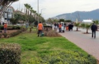 Büyükşehirle Alanya pırıl pırıl