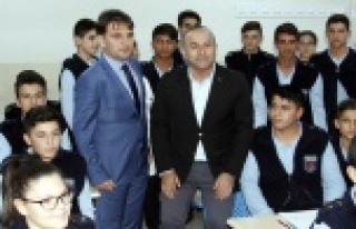 Çavuşoğlu'ndan uçak sözü