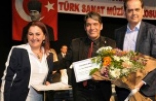 DEMKOD'un yardım konserine büyük ilgi