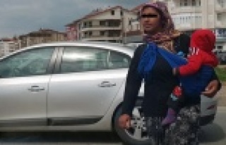 Dilenciler zabıtadan kaçıp gazetecilere saldırdılar