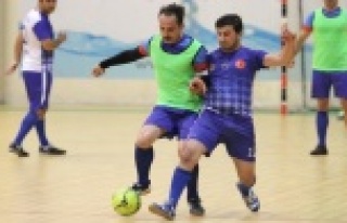 Futsal'da finalin adı belli oldu