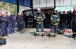 İtfaiye erlerine eğitim veriliyor