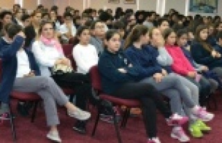 Omurga eğriliği için spor şart