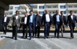 Türel: Alanya'da trafik sorunu kalmayacak