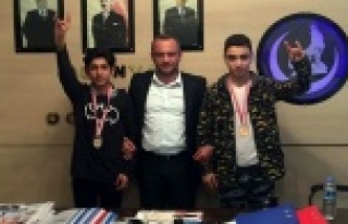 Ülkücü gençler madalyayla döndüler