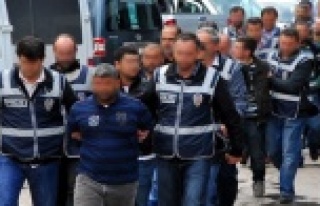 Antalya genelinde kaç kişi FETÖ'den tutuklandı?