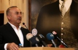 Bakan Çavuşoğlu: "Yalanı da bitmiyor mübareğin"