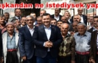 Başkan Yücel vatandaşın derdini dinledi