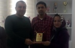 Bulca'ya satranç plaketi