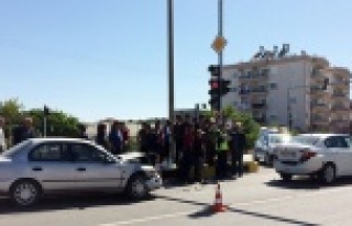 Emniyet kemeri takmayınca hastanelik oldular