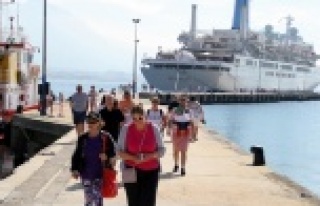 İngilizler Alanya'ya denizden geldi