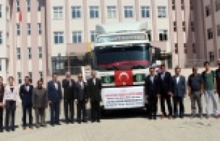 Öğrencilerden Cerablus’a yardım