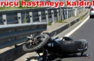 Alanya'da kaza: Motosiklet bariyerlere çarptı