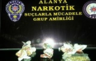 Polisin durdurduğu araçtan bakın ne çıktı?