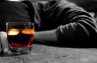Alanya'da Rus kadın alkol komasına girdi