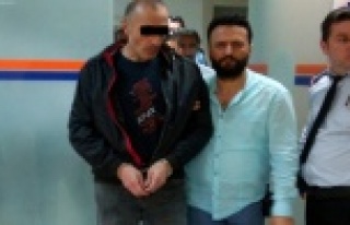 Çaldığı telefonu poşete koyup klozete attı