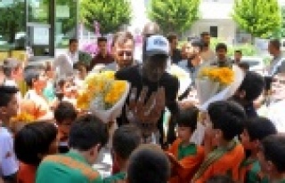 İsabet Okulları'nda turuncu-yeşil söyleşi