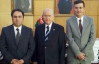 MHP'de Aksoy yeniden aday