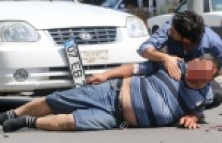 Yayaya çarpan sürücünün oğlu yaralının başından...