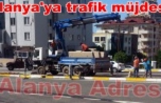 Alanya'nın yeni kavşakları trafiğe açıldı