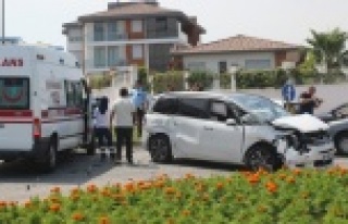 Babasının otomobilini kaçıran çocuk kaza yaptı