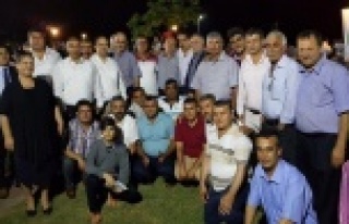 İhraç edilen MHP'liler Akşener'in iftarında