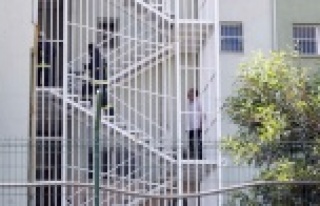 Kız öğrenci yurdunda yangın