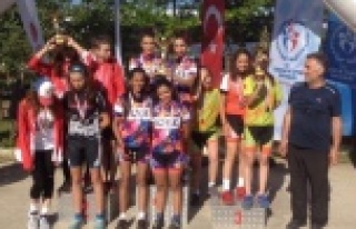 O okuldan Alanya'ya iki şampiyonluk birden