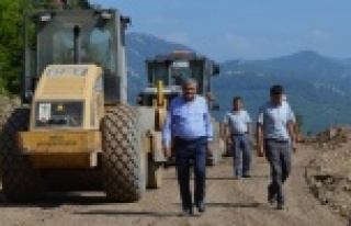 Serik ve Gazipaşa’da asfalt atağı