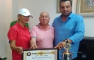 Üçüncülük kupasını Erken'e verdiler