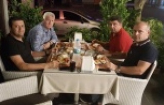 3 başkan yemekte buluştu