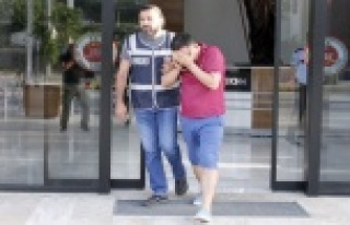 Alanya'daki korsan taksici uyuşturucu ile yakalandı