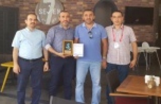 Belediye ruhsatı esnafın ayağına götürüyor