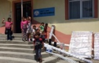 Büyükşehir’den okullara spor yardımı