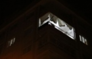 Evde deney patlaması: 1’i ağır 3 yaralı var