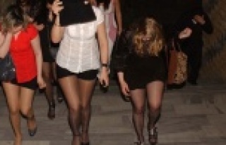 Fuhuş yaptıran 4 kişi yakalandı