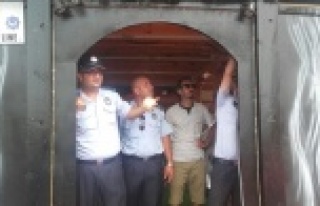 3 tekne ve 3 işyerine çığırtkanlık mührü