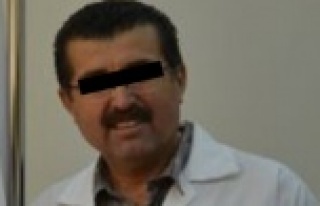 Doktor bıçak parası almaktan tutuklandı