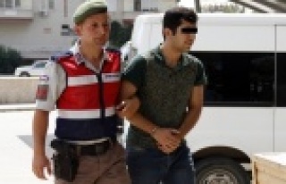 FETÖ'cü aşçı Alanya'da otelde yakalandı