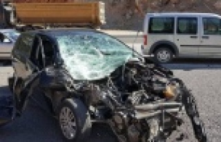 Zincirleme trafik kazası: Tam 7 yaralı var